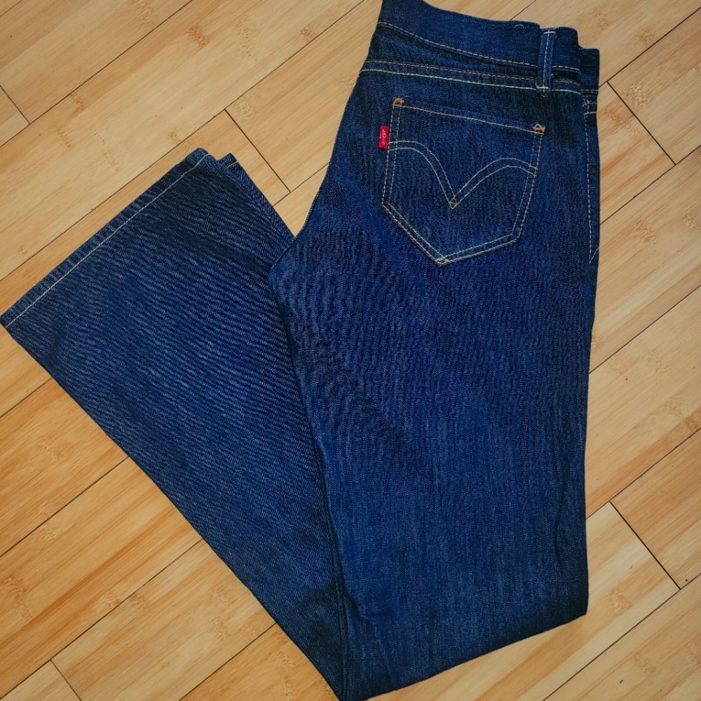 Levi Premium Boot Cut Women's Jean